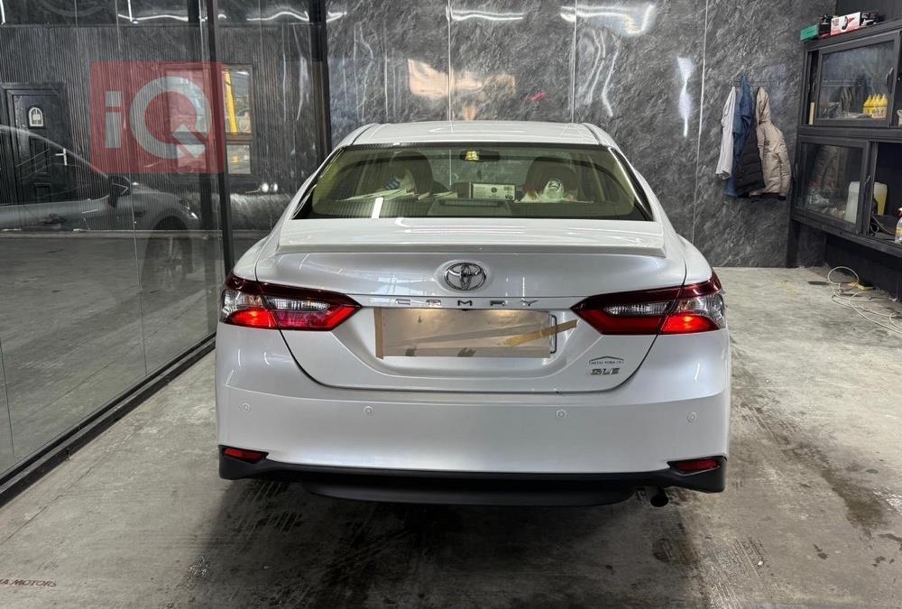 تۆیۆتا کامری